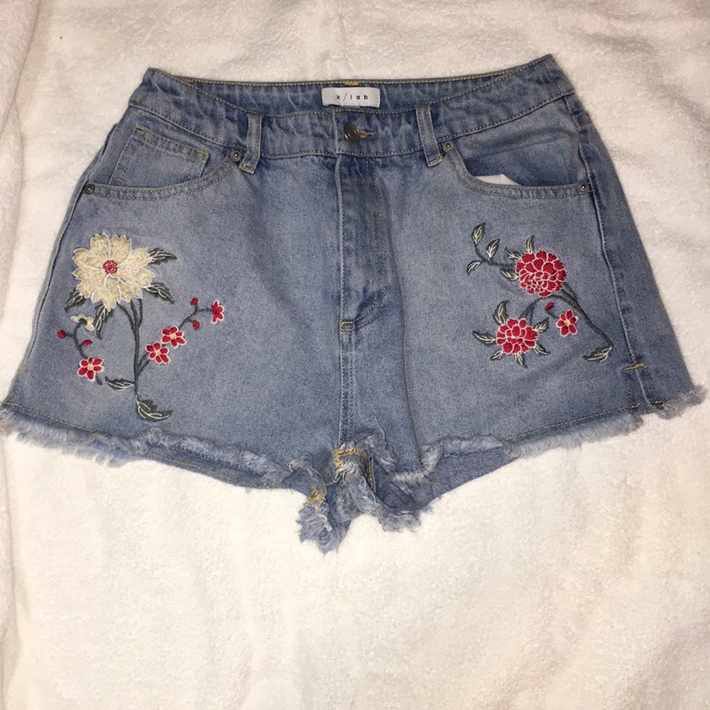 High Waisted Shorts Embroidery
